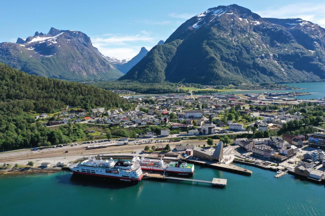 Andalsnes Sentrum Apartment No1 外观 照片